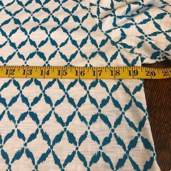 Chico’s Short Sleeve Button Detail Top Size 8 - Picture 8 of 12